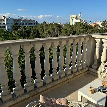 за гости сънрайз флора бийч * Pomorie