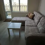 за гости сънрайз флора бийч Apartment