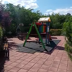 за гости сънрайз флора бийч Apartment Pomorie