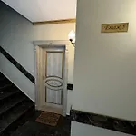 Apartment за гости сънрайз флора бийч Pomorie